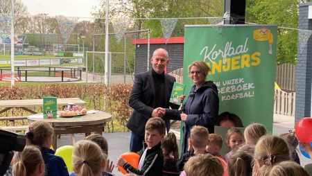 Nu te bestellen: het kinderkorfbalboek 'Korfbalkanjers'