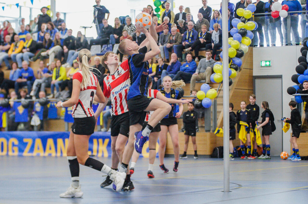 Halve finales B/C/D-jeugd Hoofdklasse zaal