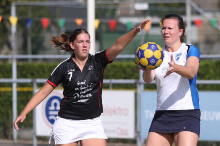 Damesfinales Veld