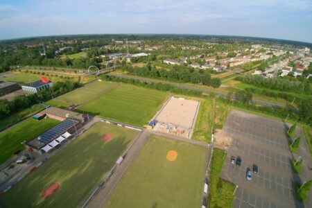 Wedstrijd- en trainingsvelden korfbal (buiten)