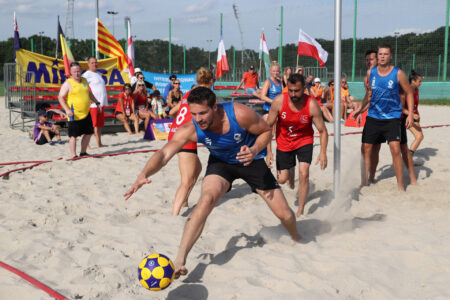 Het Nederlands Beachkorfbalteam zoekt sparringpartners!