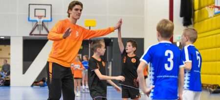 TeamNL Korfbal gaat weer langs bij verenigingen