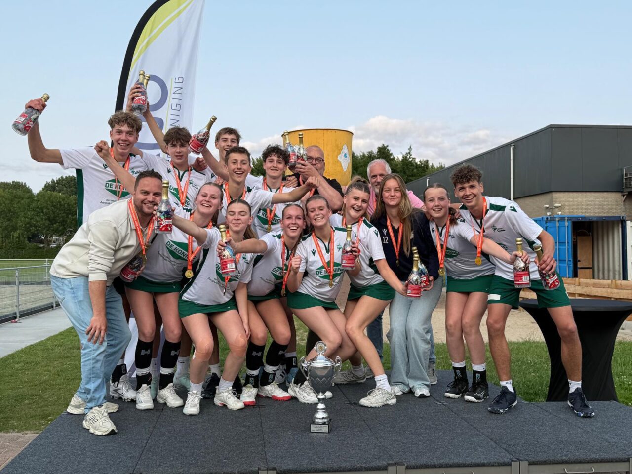 Loting bekercompetities bekend