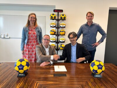 KNKV gaat samenwerking aan met Mikasa