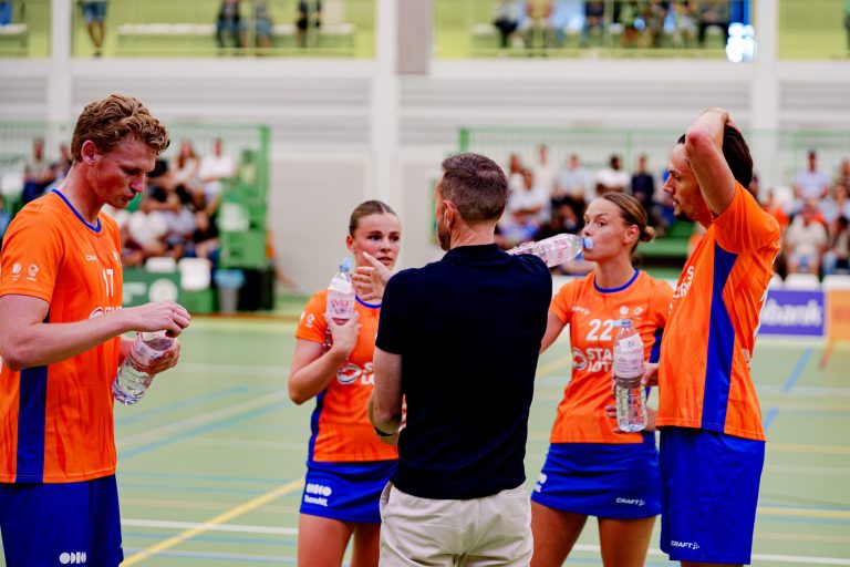 TeamNL Korfbal klaar voor het EK: Ard Korporaal en Nikki Boerhout kijken vooruit