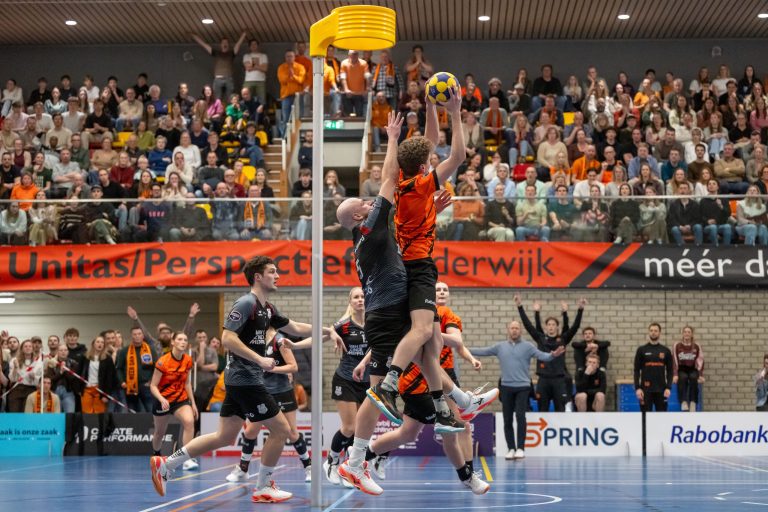 Nieuwe samenwerking tussen KNKV en De Waardevolle Club: ‘We willen de maatschappelijke relevantie en commerciële waarde van korfbal vergroten’